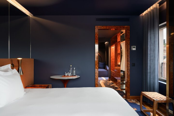 Room 39 of 130