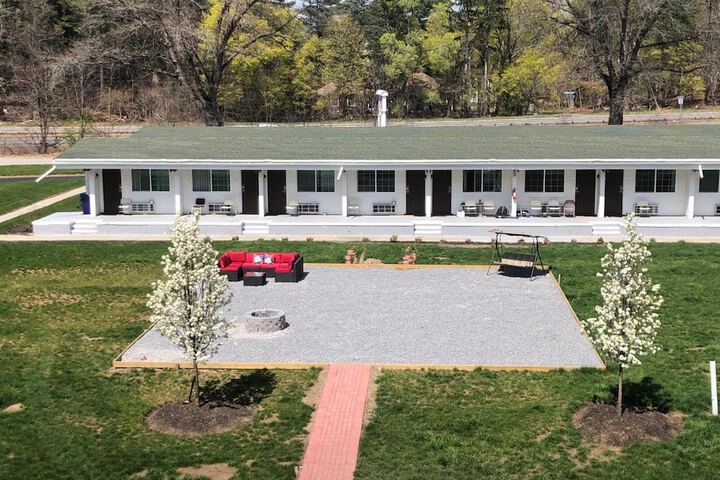 Property Grounds 18 of 33