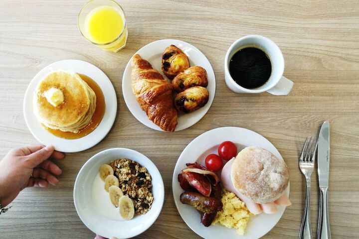 Breakfast/Coffee Service 70 of 99