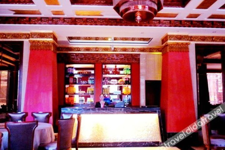 Daocheng Lanka Holiday Hotel