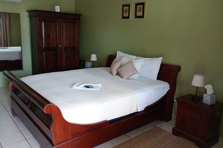 Room 15 of 54