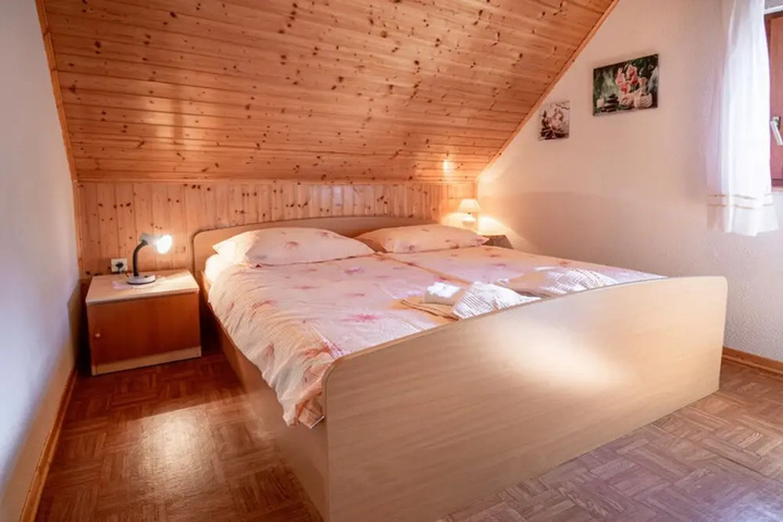 Child Friendly House Lepena