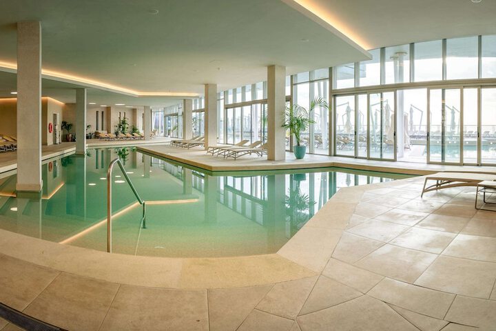 Pool 90 of 177