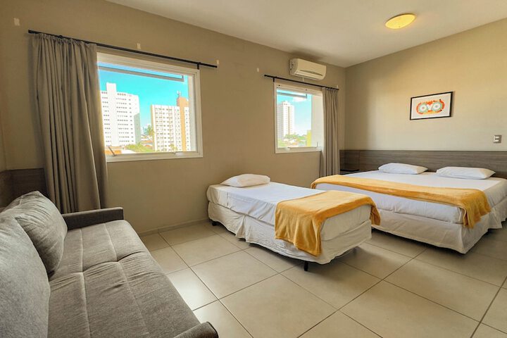 Room 17 of 48