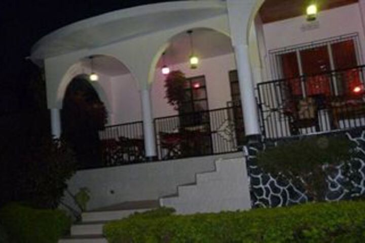 Hotel 18 of 27