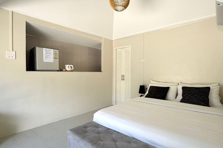 Room 21 of 152