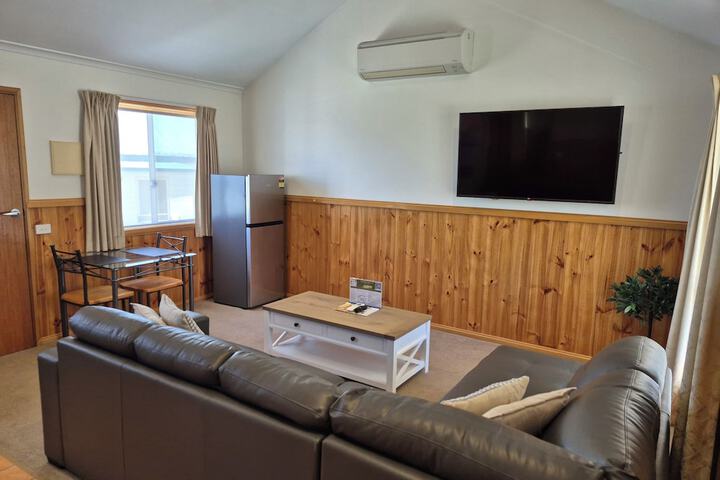 Room 17 of 48