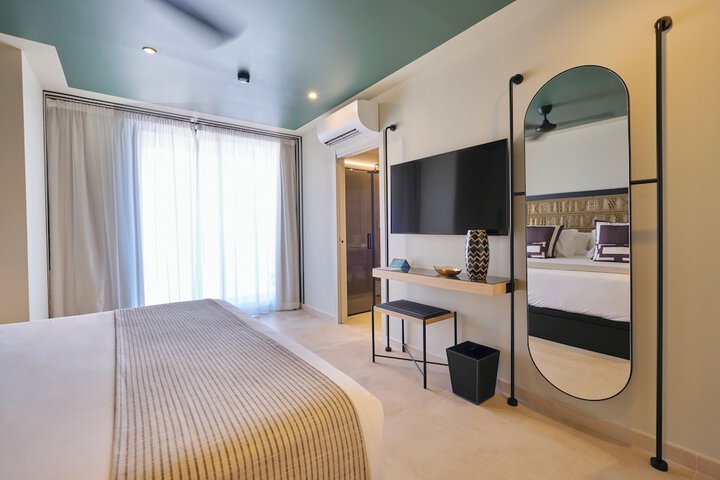 Room 6 of 41