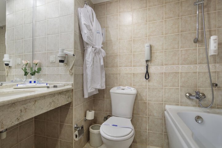 Room 9 of 53