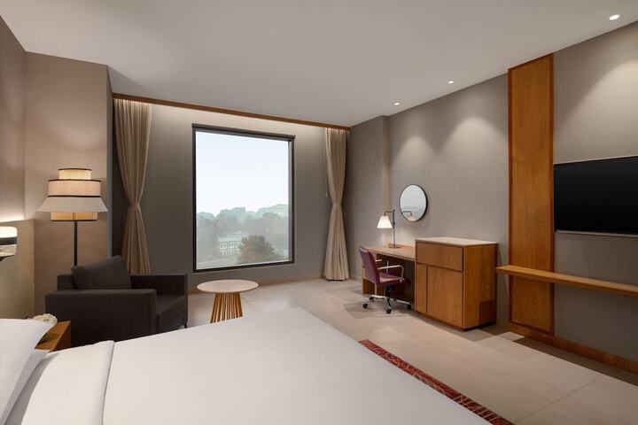 Room 7 of 81