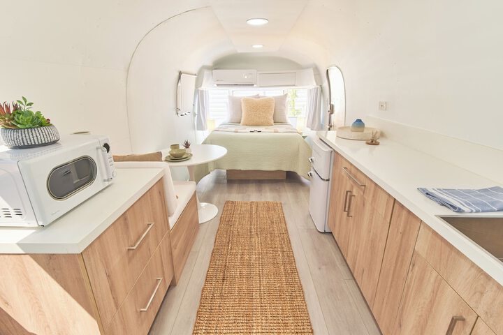 Standard Studio 1 Queen Bed (48 of 57)