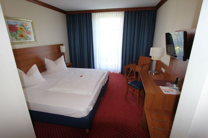 Room 14 of 44