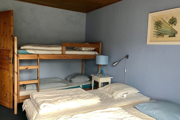 Room 19 of 73