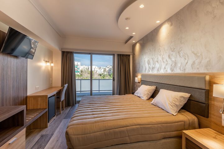 Room 42 of 70
