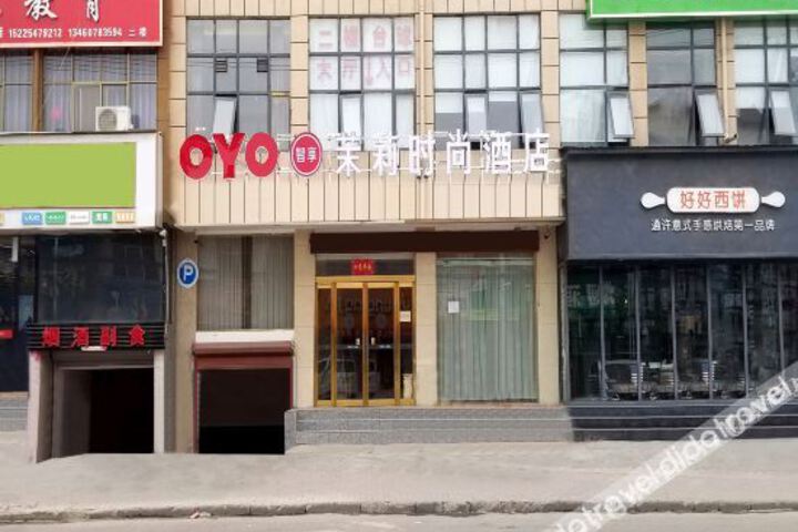 Hotel 6 of 30