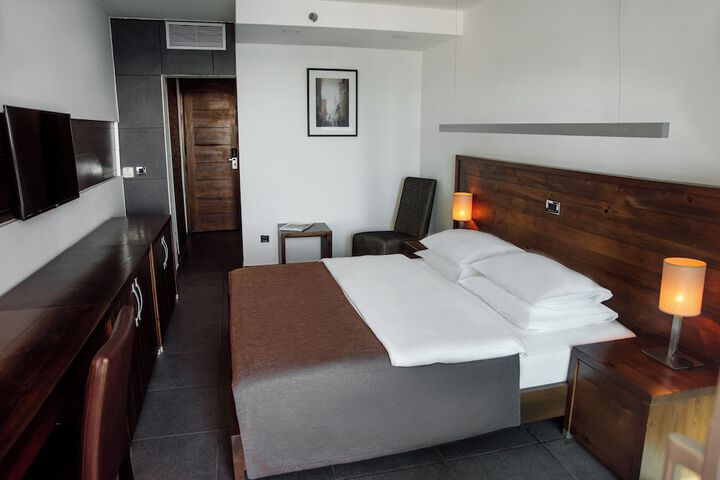 Room 35 of 114