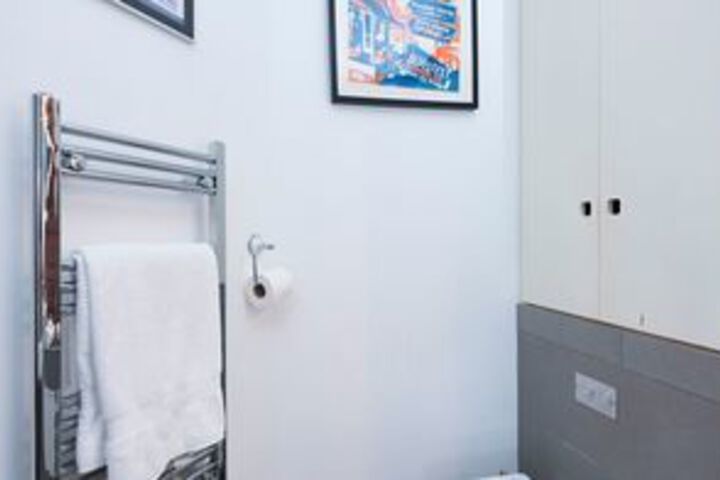 Room 4 of 29