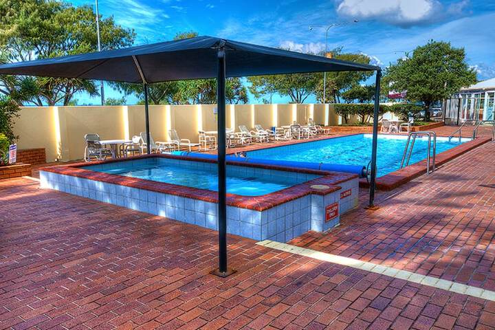 Pools & Facilities