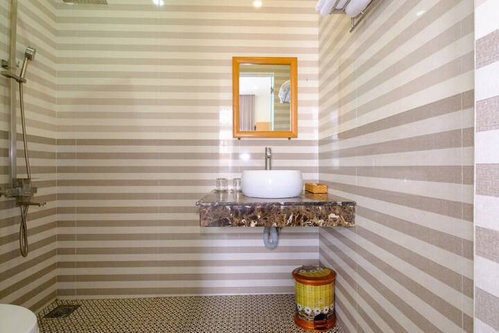 Room 41 of 47