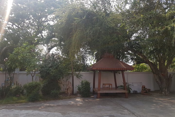 Property Grounds 14 of 16