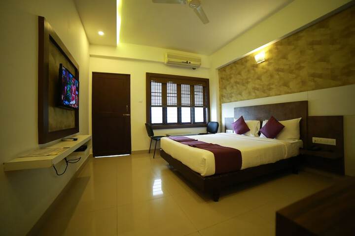 Room 14 of 21