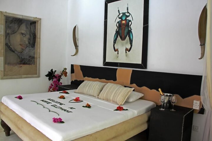 Room 4 of 44