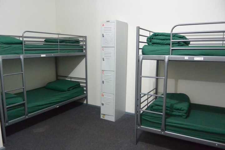Room 27 of 61