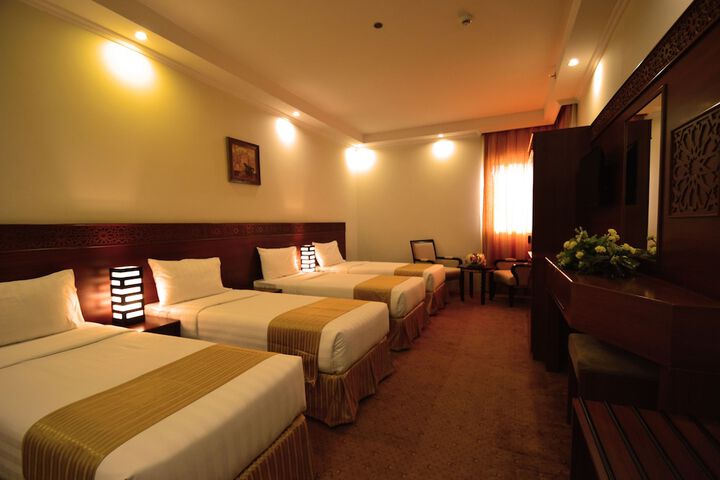 Room 2 of 19