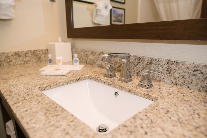 Bathroom sink