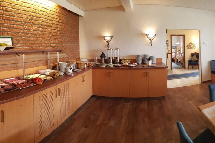 Dining Photos