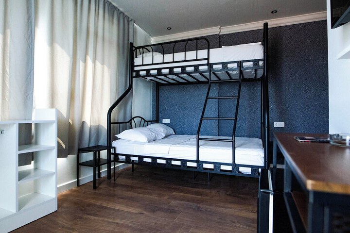 Room 65 of 135