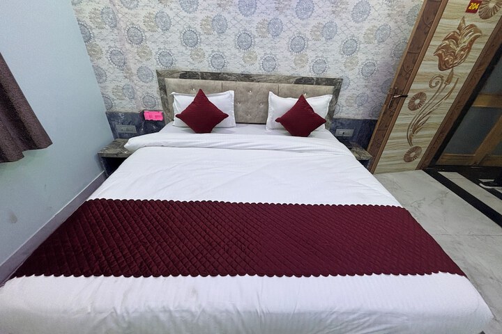 Room 19 of 54