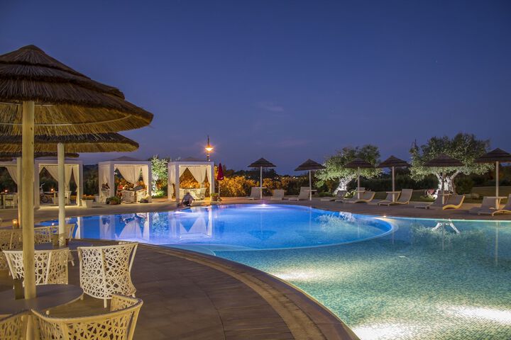Pool 57 of 122