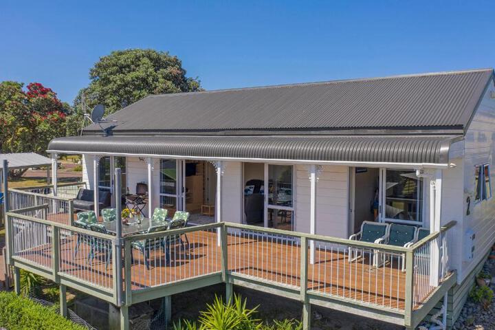 Harbour View Haven - Pauanui Holiday Home