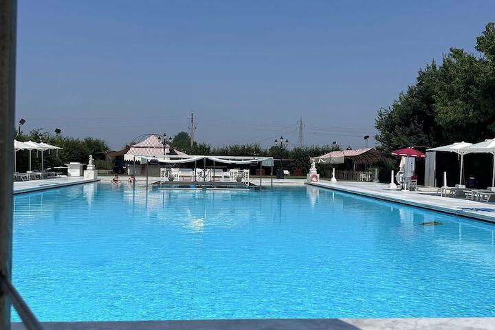 Pool 30 of 43