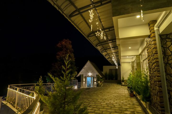 Hotel 44 of 55
