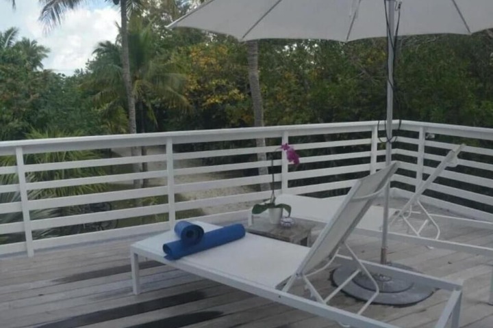 Beach/ocean view
