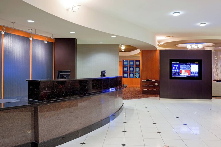 Hotel Interior 6 of 33