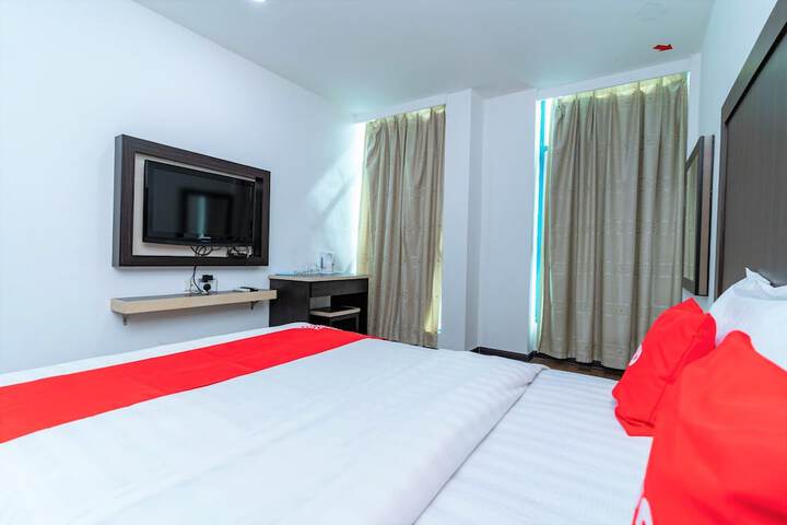Room 7 of 25