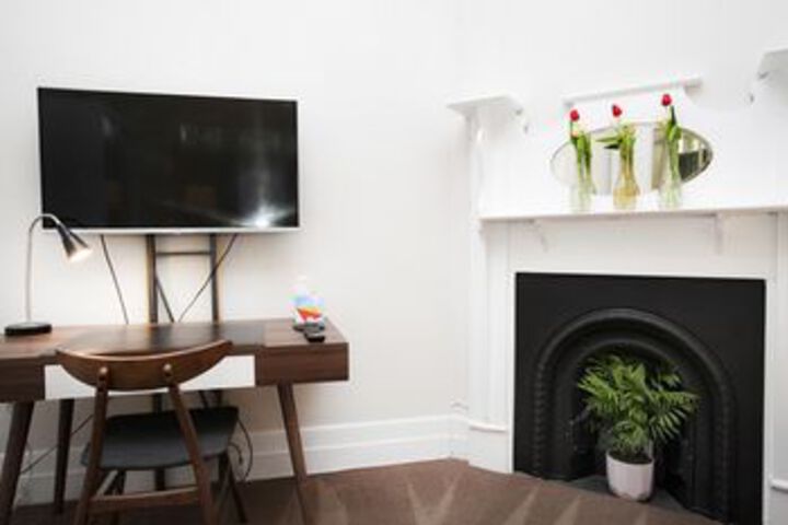 Room 14 of 73