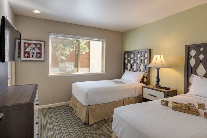 Room 4 of 38