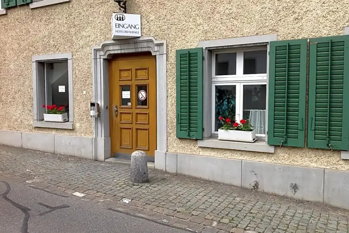 Hotel 3 König