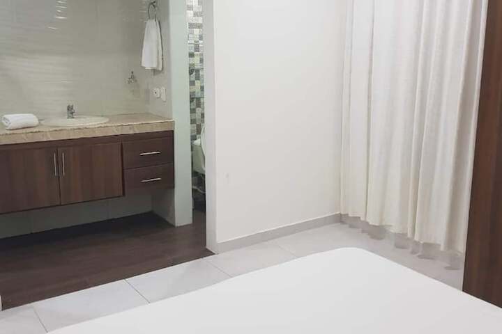 Room 3 of 11