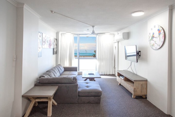 Room 22 of 37