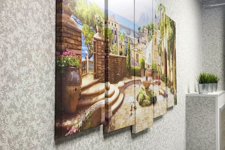 Room 9 of 19