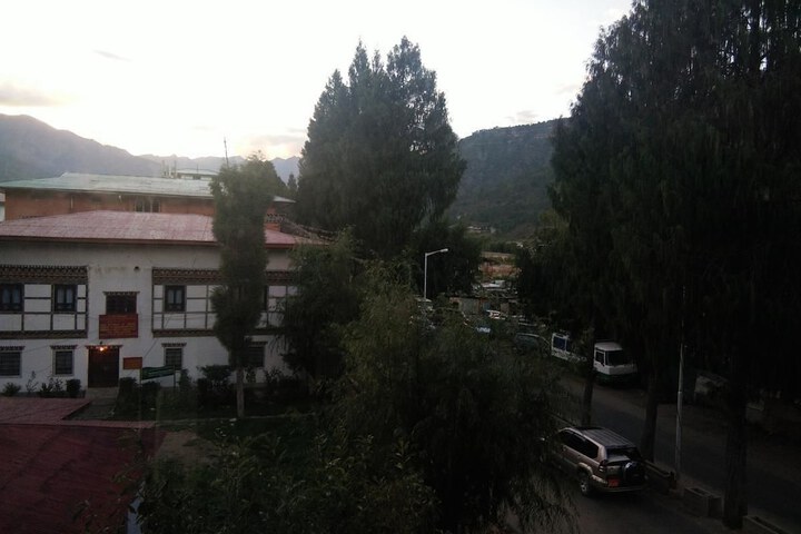 Hotel 10 of 11
