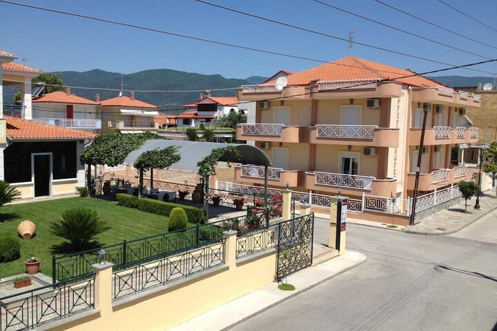 Hotel 56 of 58