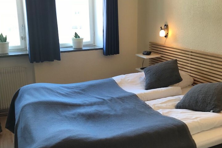 Room 15 of 56