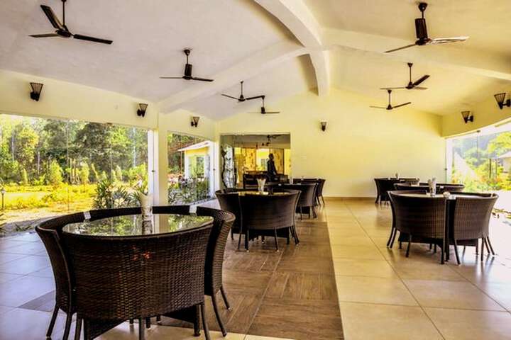Dining Photos