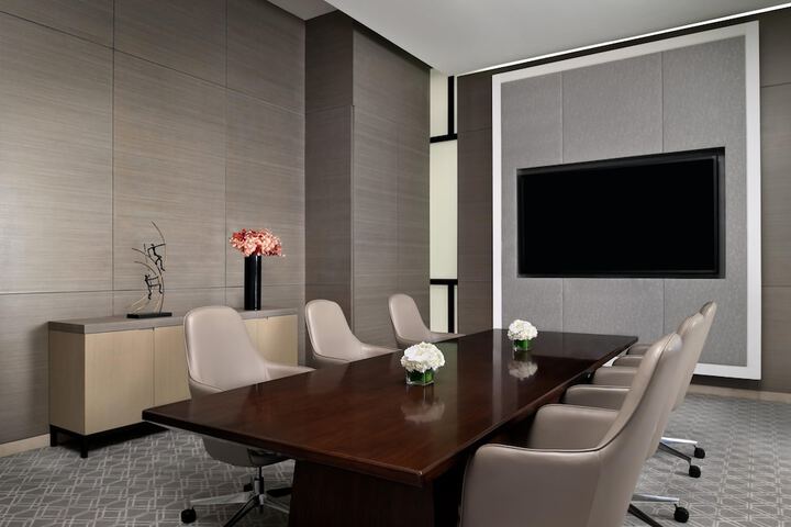 Room 46 of 153